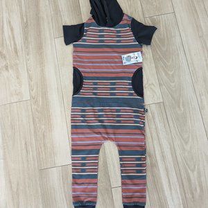 Hooded Southwestern Rag with Pockets